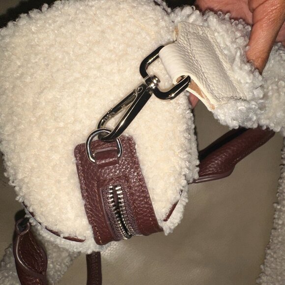 Chocolate/burgundy Aspen bag with custom faux Sherpa crossbody strap - Picture 5 of 7